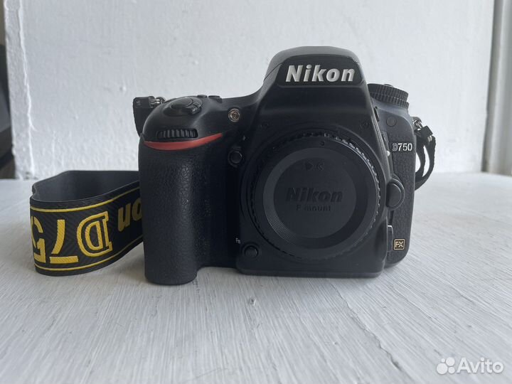 Зеркальный фотоаппарат nikon d750