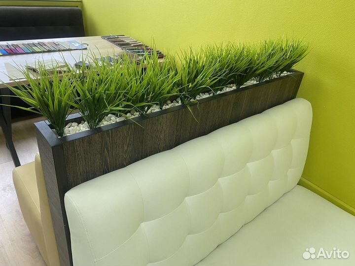 Перегородка для зонирования в кафе, ресторан