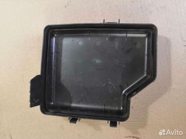 Крышка блока предохранителей Сантафе SantaFe