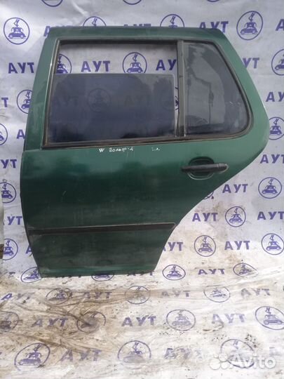 Дверь задняя правая левая Фольксваген Гольф 4