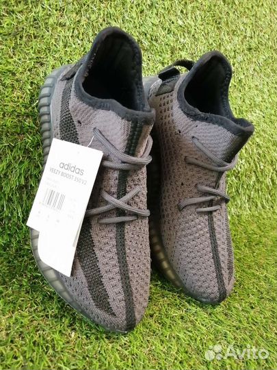Кроссовки adidas