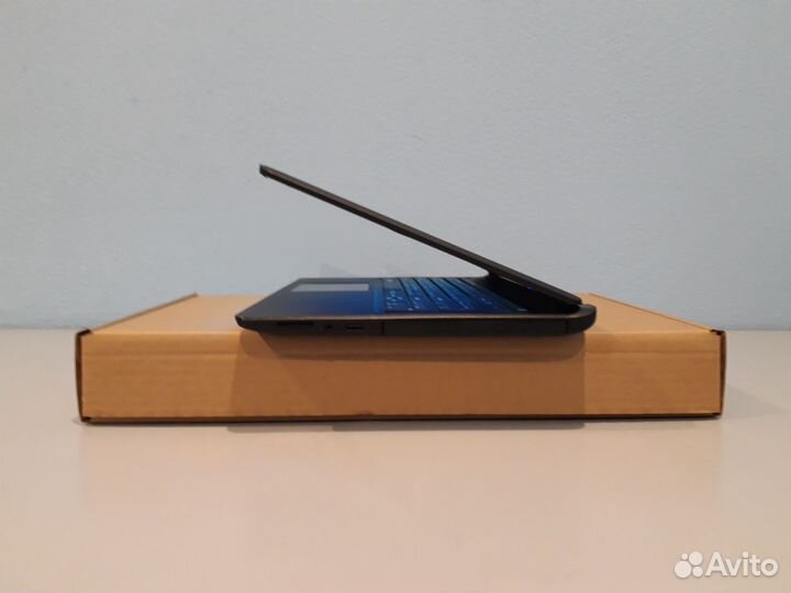 Новый мощный ноутбук/Гарантия 1год/4ядра/SSD/8озу