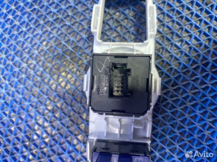 Блок кнопок Chery Tiggo 3 внедорожник 2017