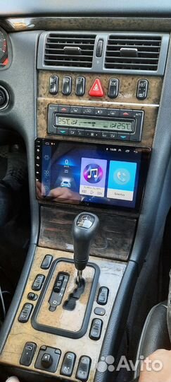 Магнитола на Mercedes-Benz W210