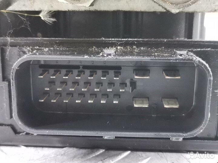 Блок ABS для Renault Scenic 1 7701205026