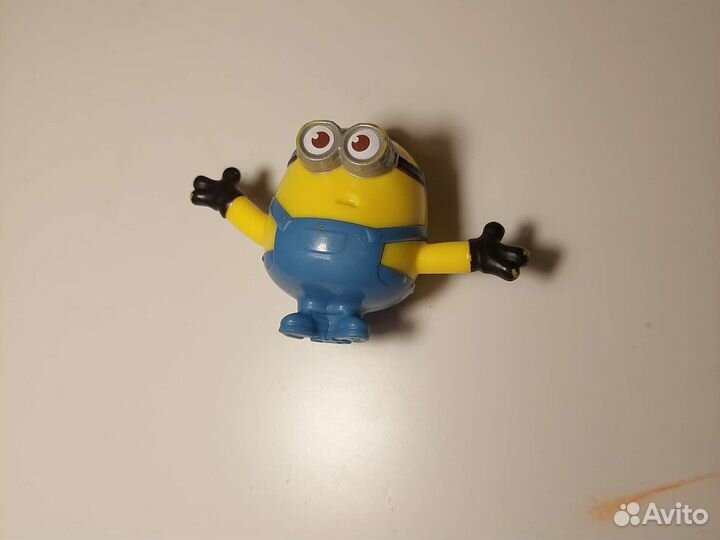 Миньоны из макдональдса