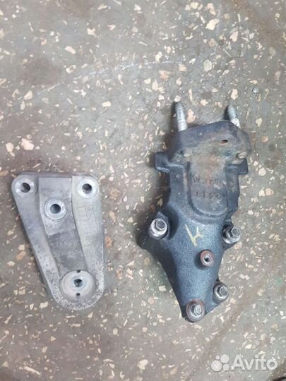 Кронштейн опора двигателя lacetti