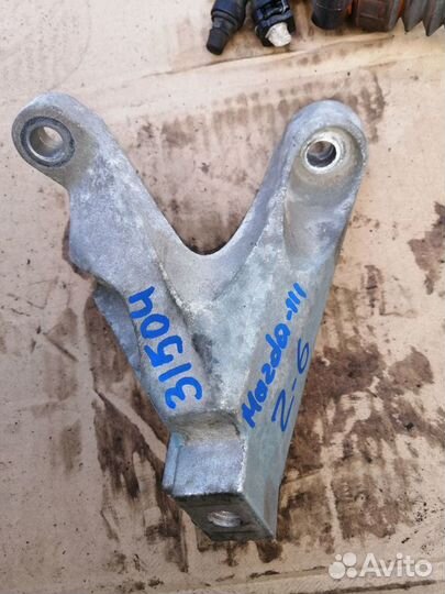 Кронштейн МКПП Mazda 3 Bk