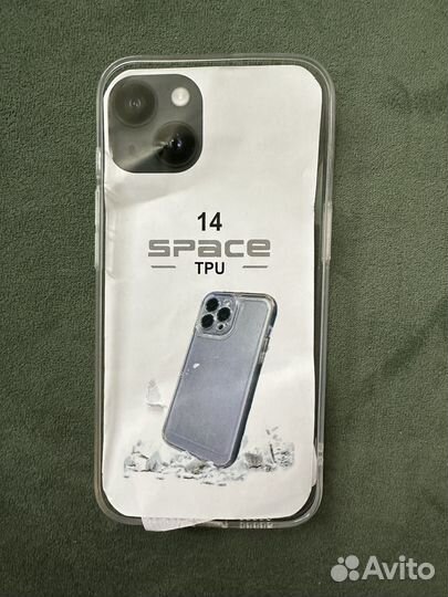 Чехол на iPhone 14
