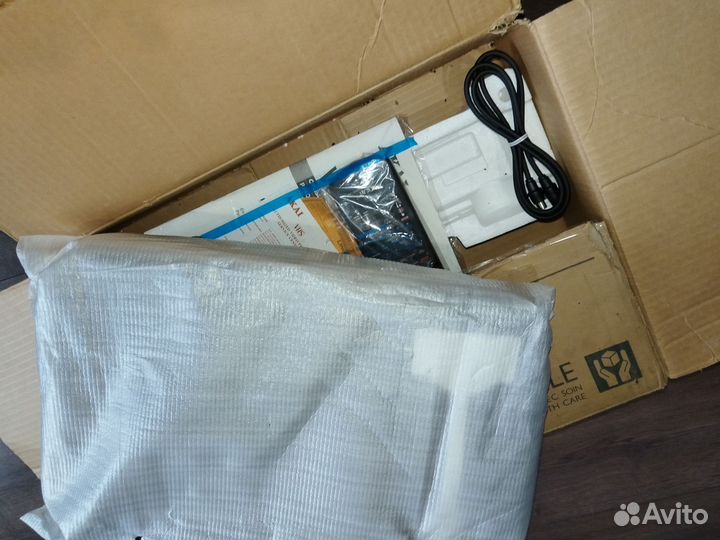 Видеомагнитофон нулёвый akai