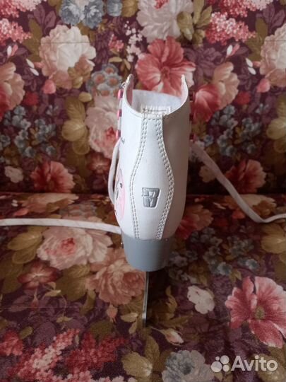 Коньки детские