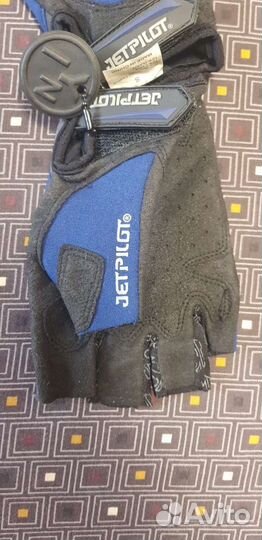 Перчатки jetpilot