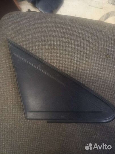 Форд фокус 2 правый уголок зеркала