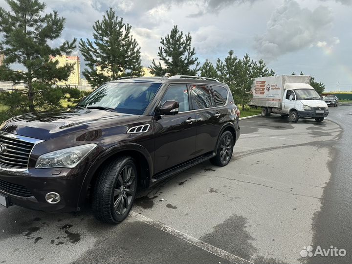 Infiniti QX56 5.6 AT, 2013, 136 000 км