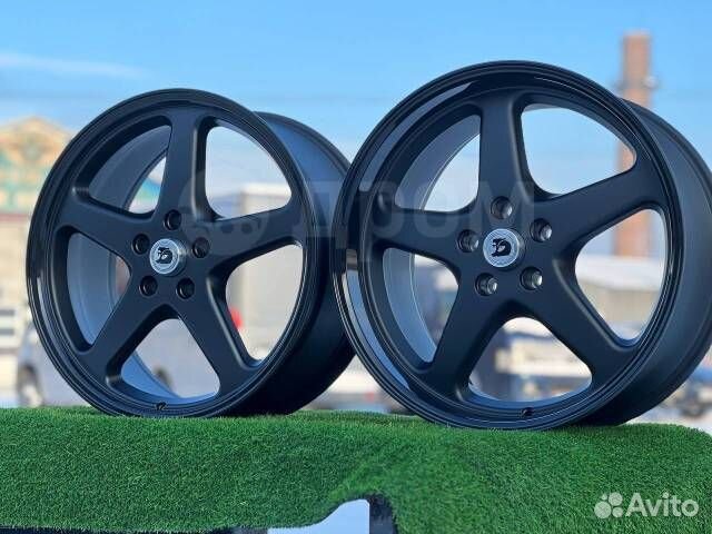 Диск литой разношир. Replica Chevrolet R20 5x120