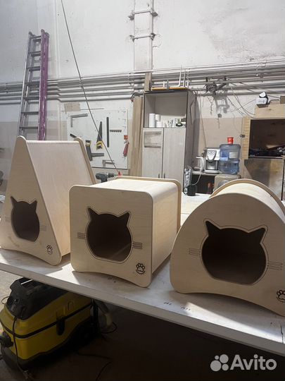 Кошачьи домики в ассортименте