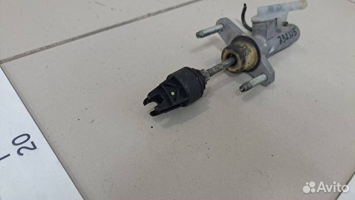 Б/У Цилиндр сцепления главный 314200K030 toyota