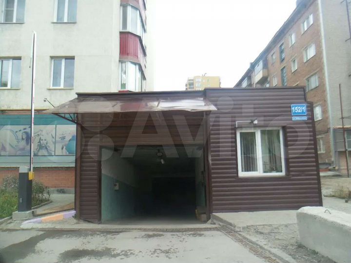 Машиноместо, 18 м²