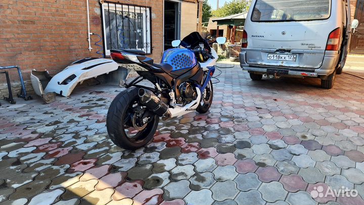 Suzuki gsxr 750 2013