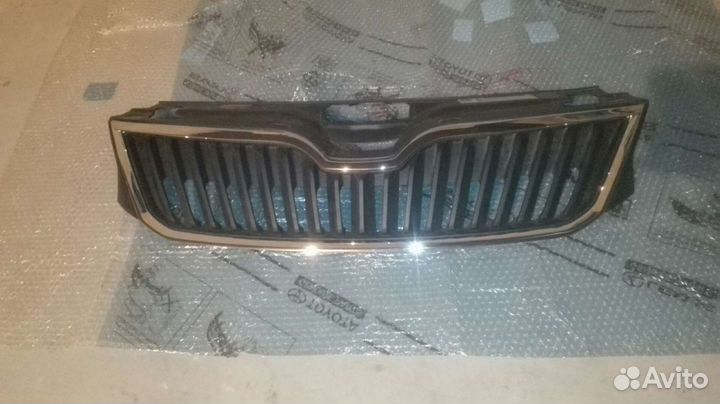 Шкода рапид решётка