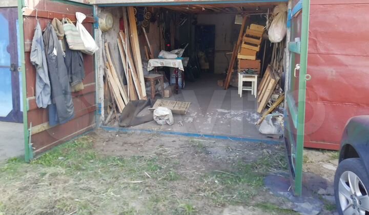 Гараж, > 30 м²