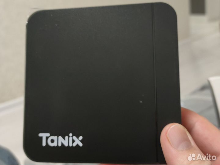 TV box приставка Tanix W2 2/16