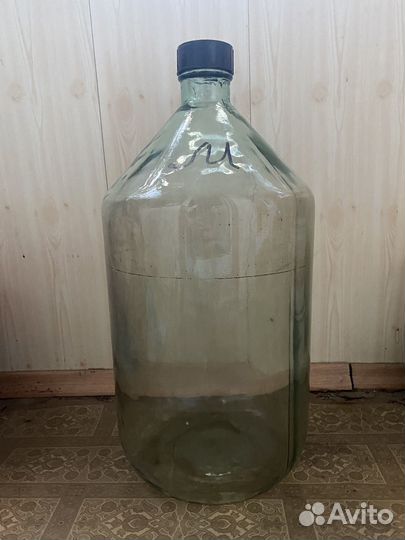 Бутыли стеклянные