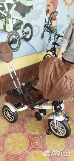 Трехколесный велосипед с родительской ручкой