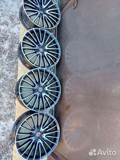 Оригинальные диски R21 Mercedes S class W223 AMG