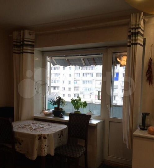 2-к. квартира, 46 м², 4/4 эт.