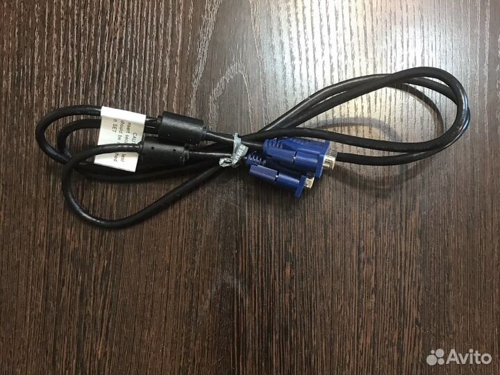 Кабели питания и VGA, переходники