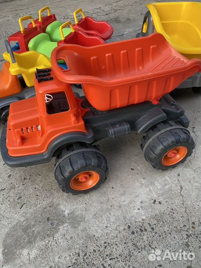 Большой грузовик игрушка