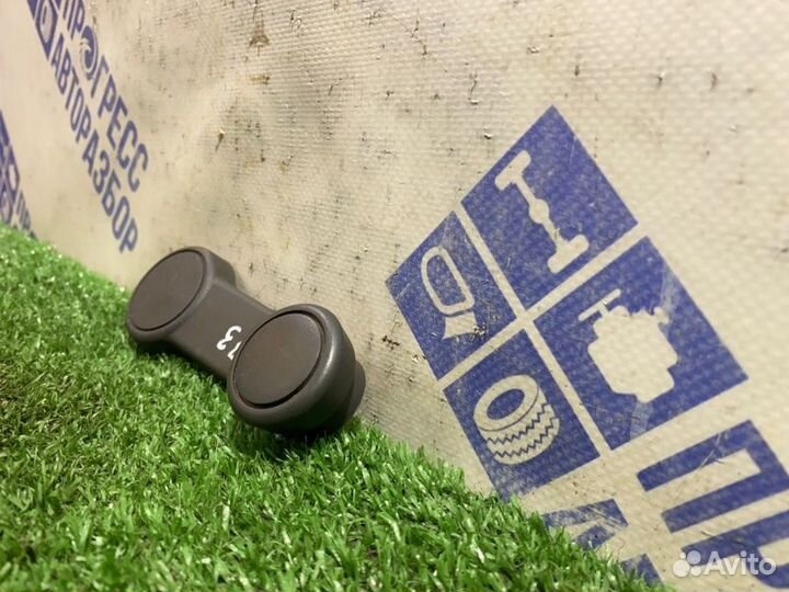 Ручка стеклоподъемника Ford Focus 2 хэтчбек 1.6