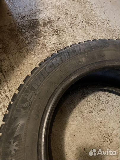 Michelin X-Ice North 3 225/55 R16