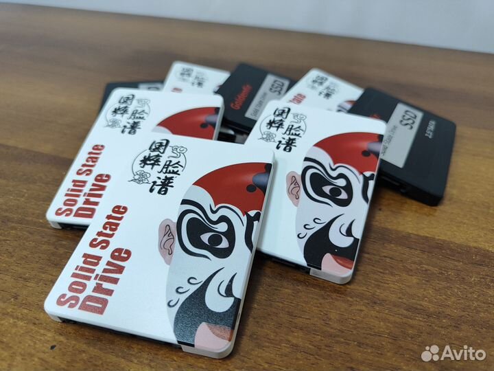 SSD 256 с предустановленной Win10