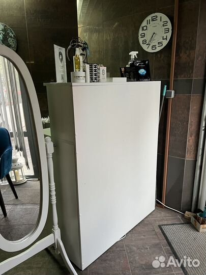 Стойка администратора, ресепшен