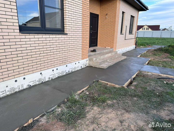 Бетонные отмостки, площадки, ливнёвки дренаж,газон