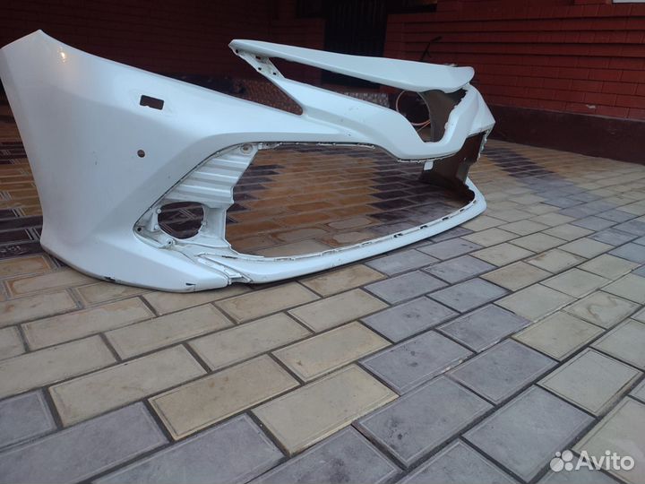 Бампер передний camry 70