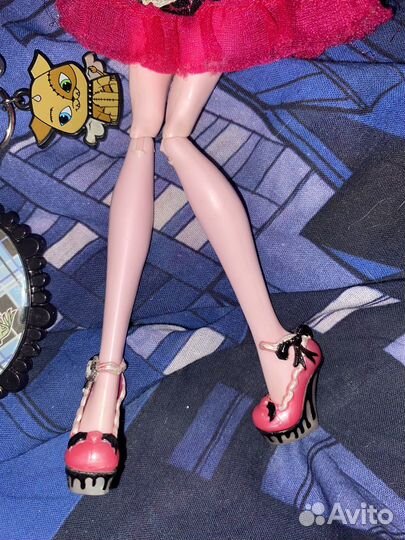 Кукла монстр хай дракулаура