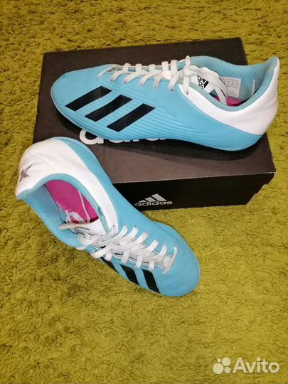 Кроссовки adidas