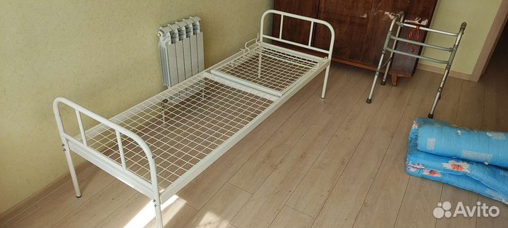Кровать металлическая односпальная медицинская