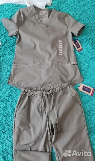 Медицинский костюм женский 42 новый