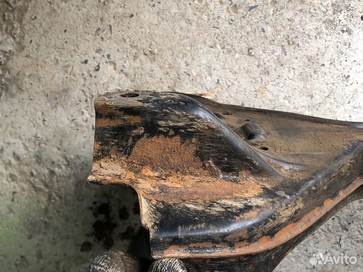 Подрамник гольф 4 Бора