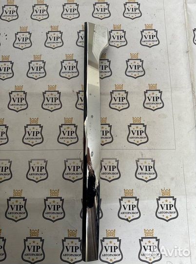 Хром Накладка бампера задний правый Volkswagen