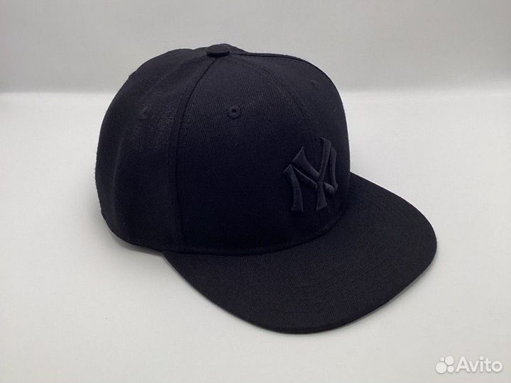 Кепка snapback NY (New York Yankees, с черным лого