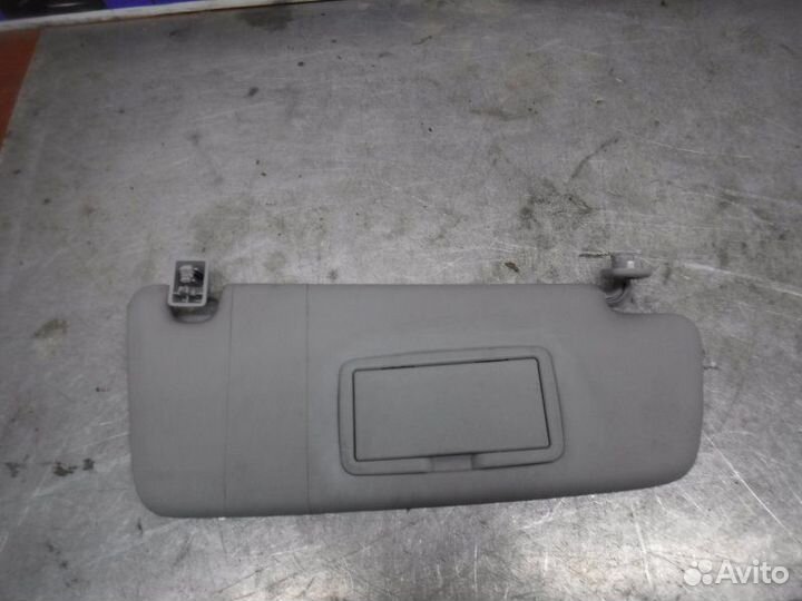 Козырек солнцезащитный правый Opel Corsa D Z12XEP