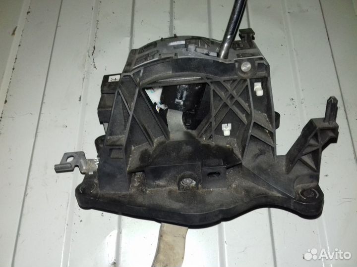 Кулиса кпп Toyota Land Cruiser 200