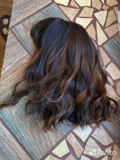 Парик каре волнистый. Новый, колорированный