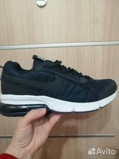 Новые Кроссовки, размеры 43, 44, 46