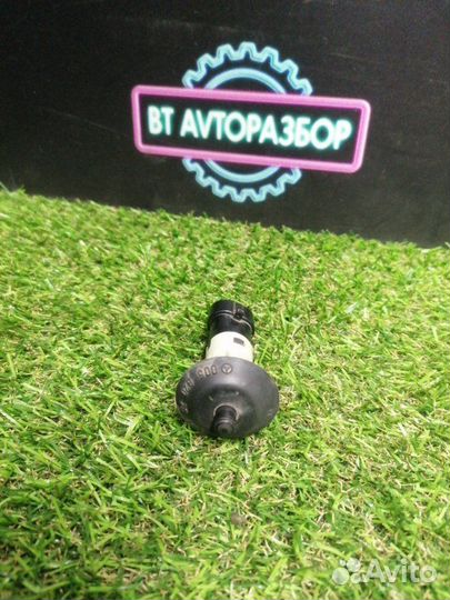 Датчик открытия двери Mercedes-Benz G-Class W463 M